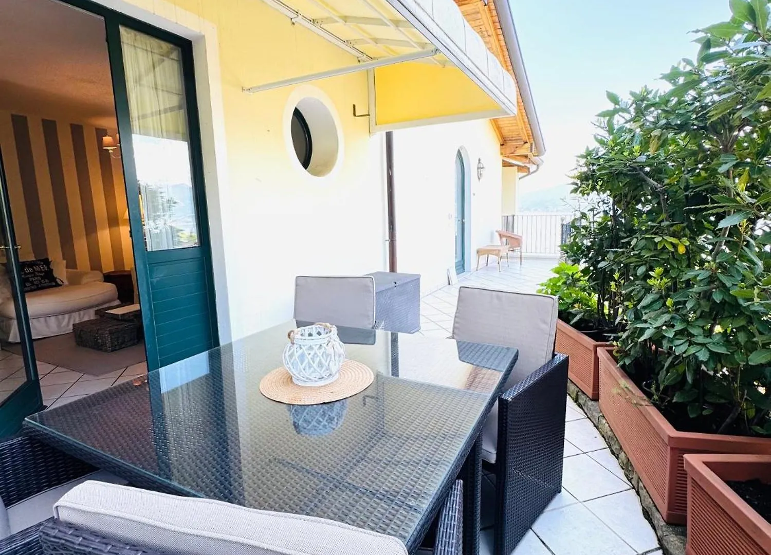 Apartment Appartamento La Perla Torri Del Benaco
