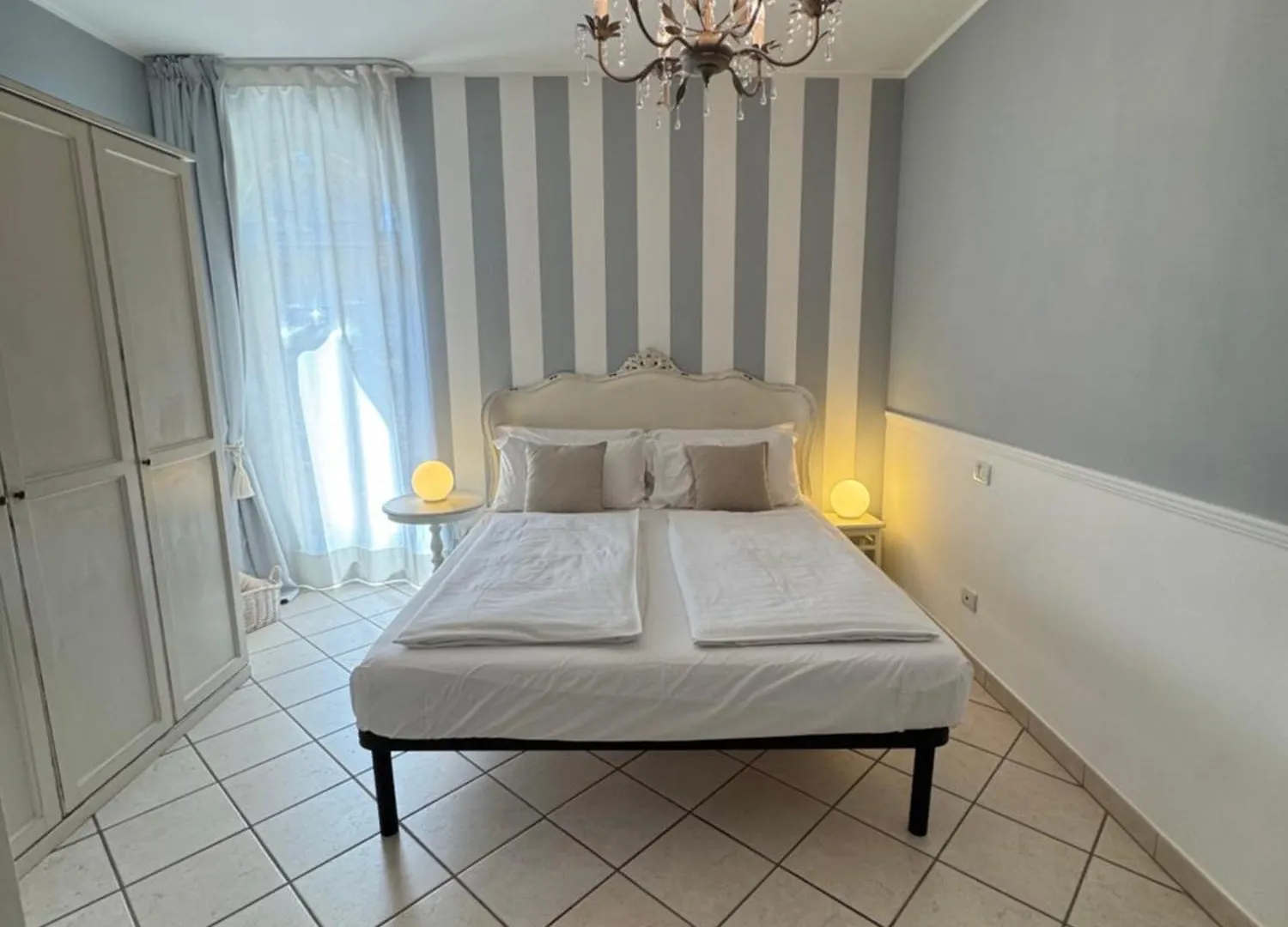 Apartment Appartamento La Perla Torri Del Benaco Italy
